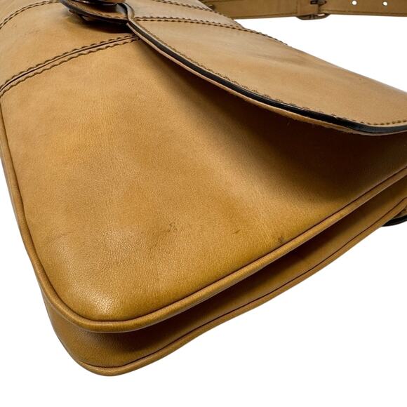 Gucci Vintage Camel Leather Shoulder Bag – Rare GG Logo, 2000s Minimalist Icon - Picture 6 of 14